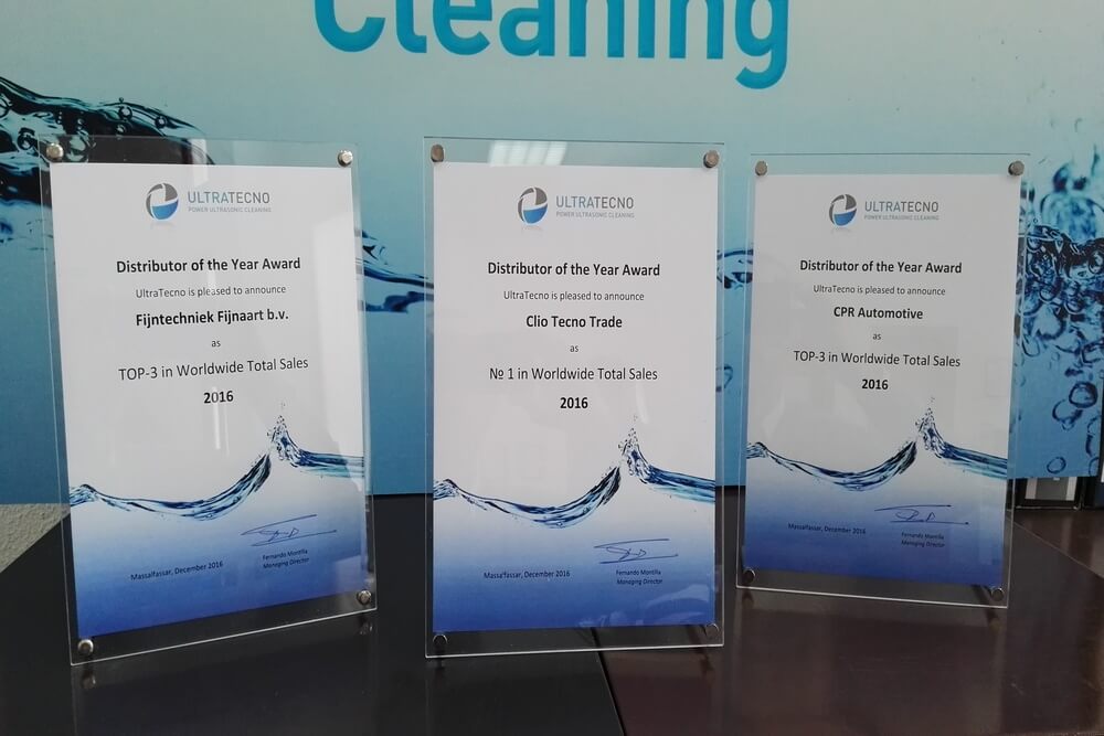 Ultratecno Factory 9